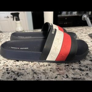 Tommy slides
